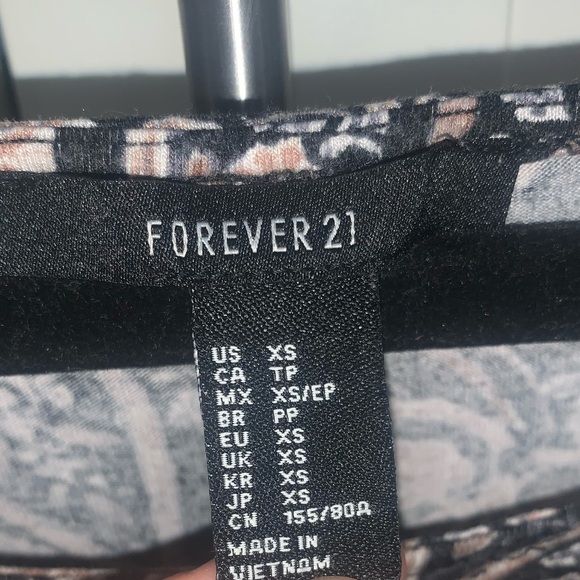 Forever 21 Summer Dress - Picture 5 of 6